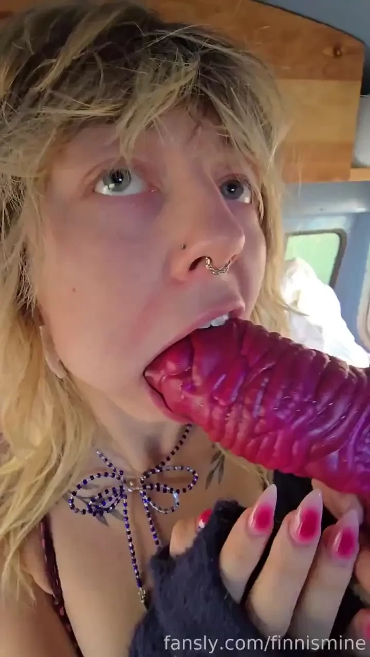 I just fucked steezyt s mouth and pussy with this huge bad dragon 