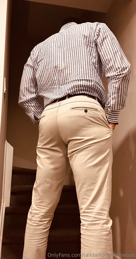So are these work pants just the right amount of tight 