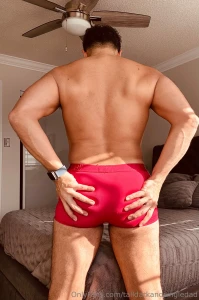 Happy valentines day with a special cake for you to grab