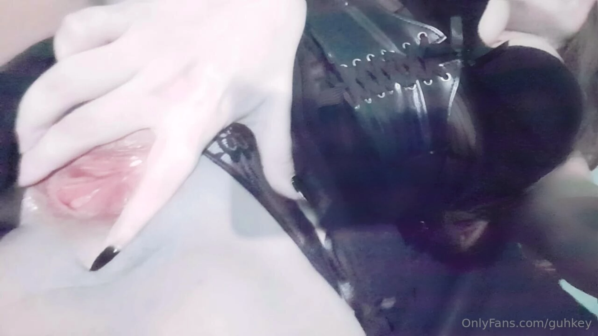 Quiero que solo te masturbes pensando en m quiero que saques toda esa 