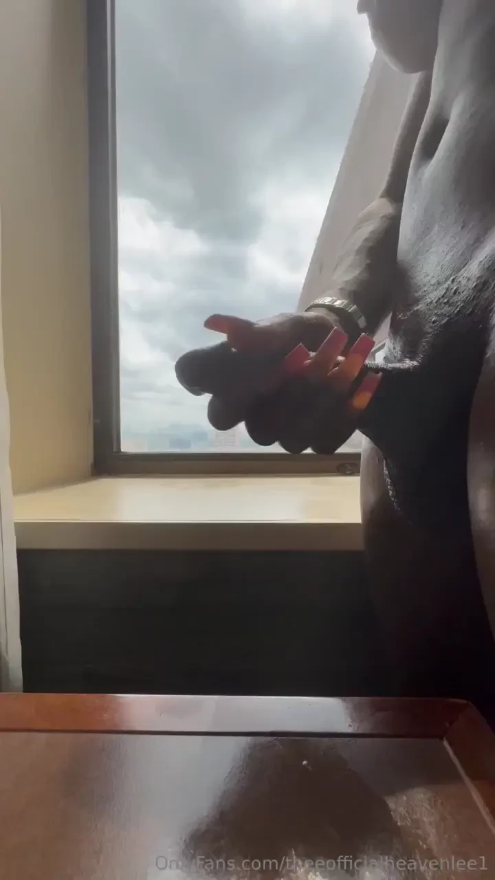 Oh so this the type shit yall like seeing should i make yall happier 