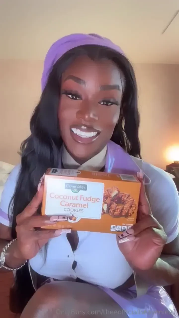 Do you eat girls scout cookies 