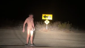 In search of road side assistance next to the freeway who can help