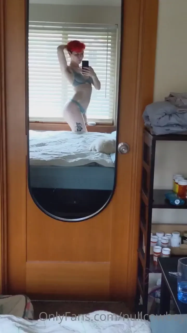 Fuckin around wearing not black for once 