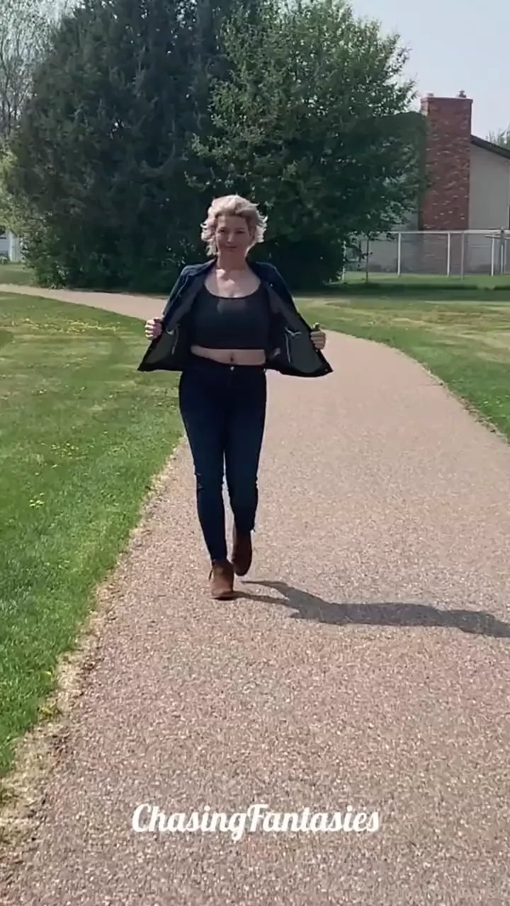 Walking into the weekend like chasingfantasies chasingfntsy fyp 