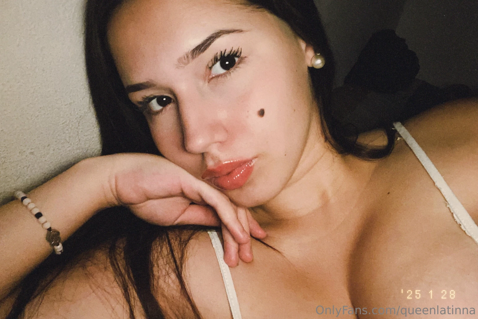 Angel face but perverted 