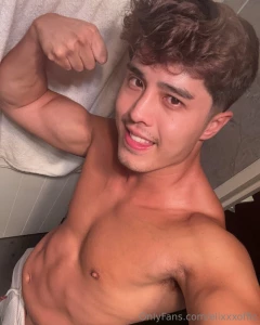 Happy hump day to all my gorgeous fans