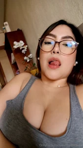 I love the way this rose vibrates how to place it on my tits and in my