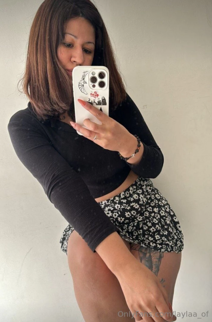 Kendrafire kendrafire nbsp she s my hot friend with big tits she can t part 2 
