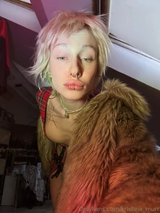 Why do all my best ideas come at 3 am like who needs sleep when you