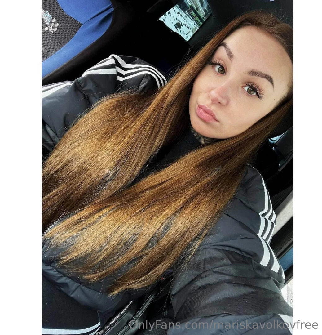 Free bustylola huge natural boobs hi i am lola - your busty friend my part 11 