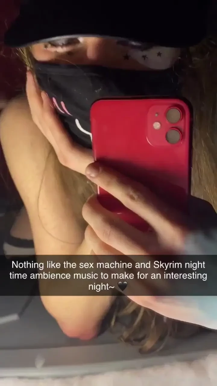 Anyone else just have those weird ass late at night moments 