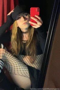 I always enjoy a good session with the sex machine but nothing can part 2