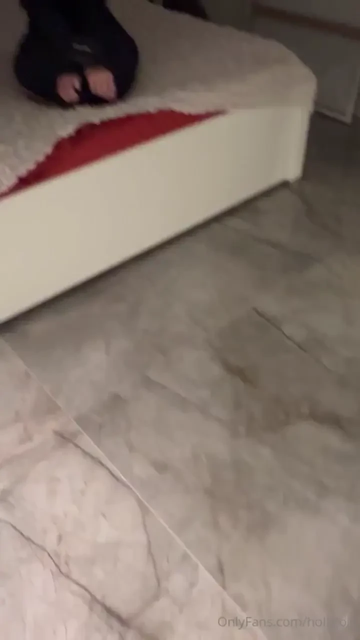 Fuckbuddymi beklerken arkada geldi ben de onunla siki tim ne yapay m 