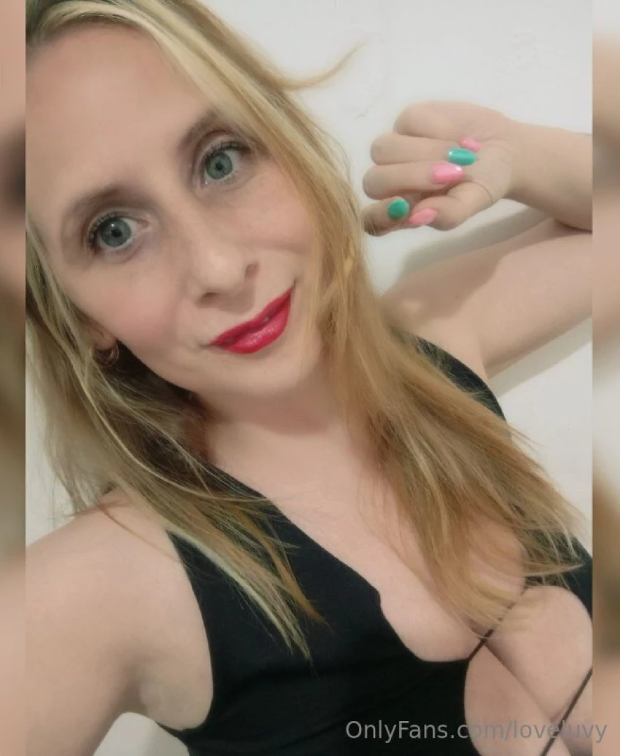 Roqueenvc free for you sexting customs feet virtualgirlfriend nud3s part 2 