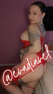 Amazing tits my sexy friend evadiavel is so ready to play with you and part 19
