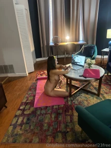 Sashapearl23 going live jan 7 at 10 pm cst on my vip account don t