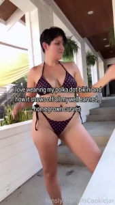 Lovin this polka dot bikini xx mixed darkhair doubleds bignaturals