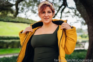 Cookie in the park cookie mscookie milf latinamilf mixed caught part 1