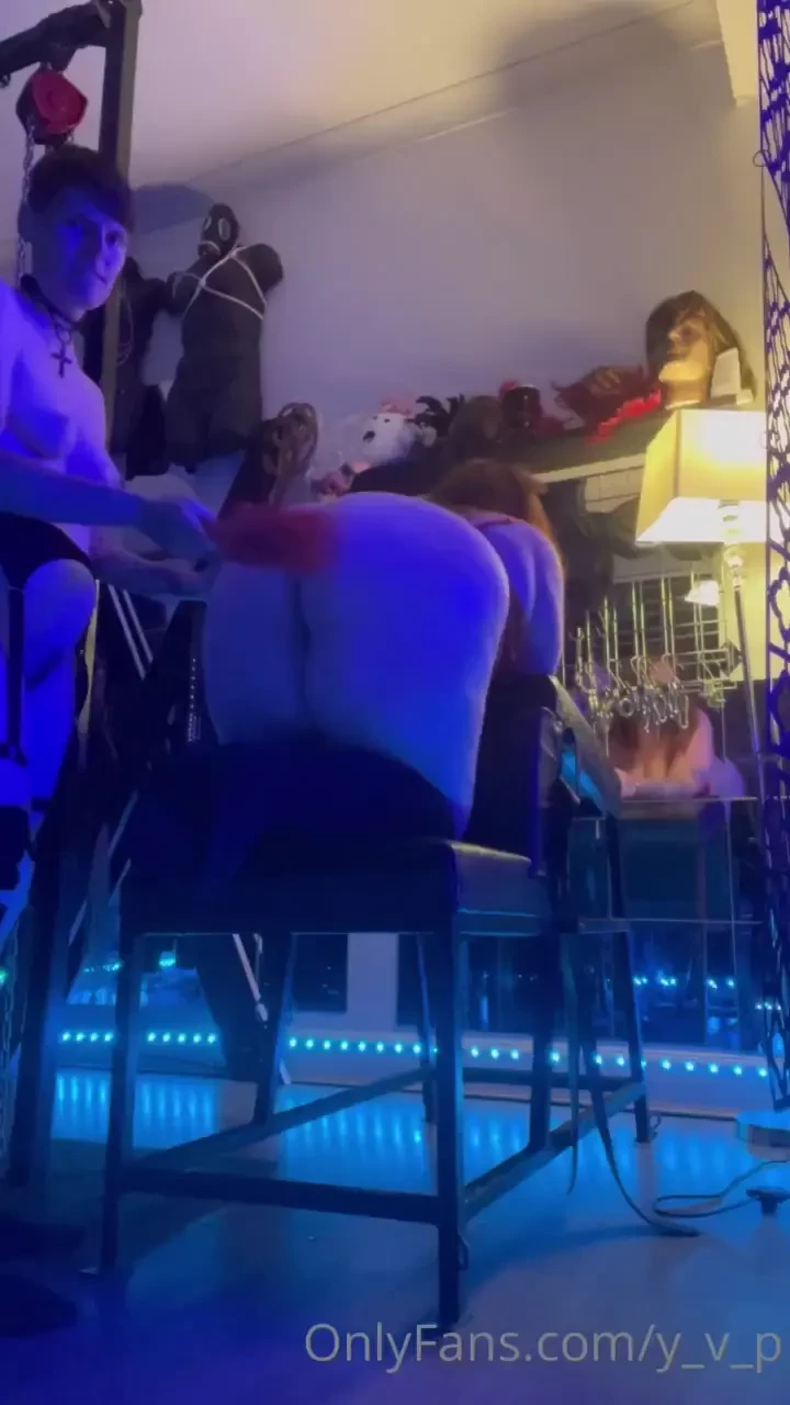 Dungeon spanking spicytiktokginger 