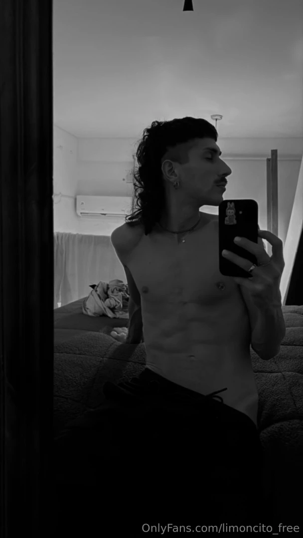 Undress me i m too tired to do it 