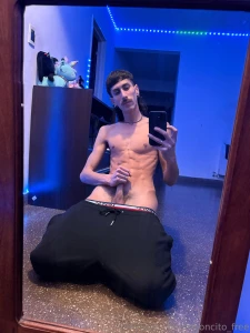 I took some pics for you videos are on limoncito_vip part 2