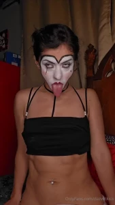 Mimi the horny mime here to service your if you dare to stick it in