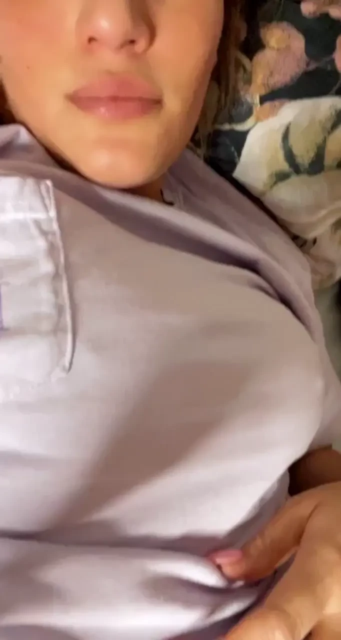 I haaaatttteeee being by myself when i just want to be touched sucked 