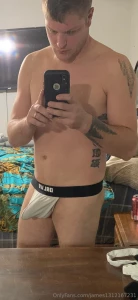 Who wants to be my sugar daddy or mommy i need love i ll do what ever