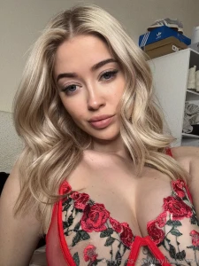 You should dress like me so we can be sassy and sissy together