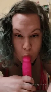 Full gif set drops tonight amp full video drops tomorrow bimbo blowjob part 1