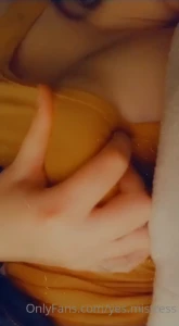 I love playin with the titties tip me 3 for the topless play