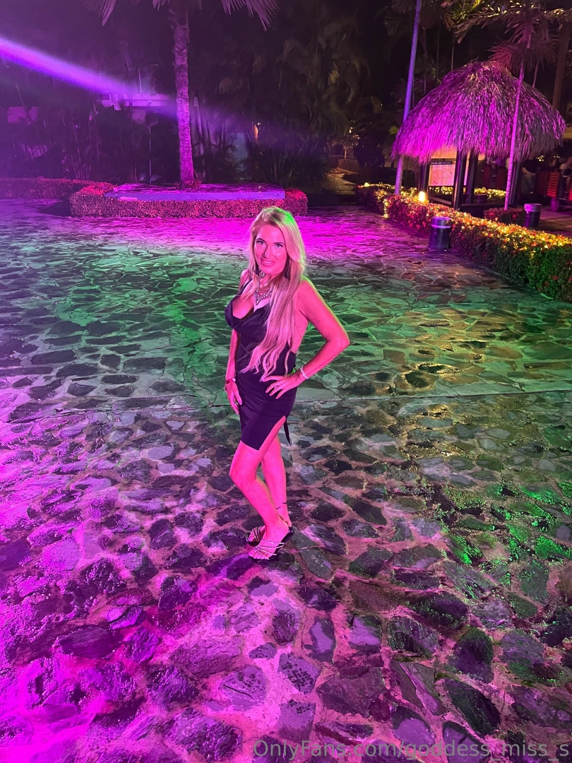 My birthday not too late to tip or buy me a gift off my throne part 2 