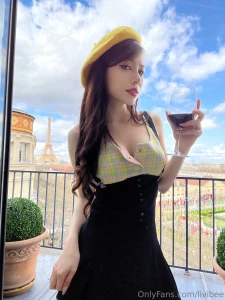 Come keep me company in the dms tonight pls