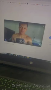 He vuelto abs check am los que me siguen escribiendo al dm ya saben lo