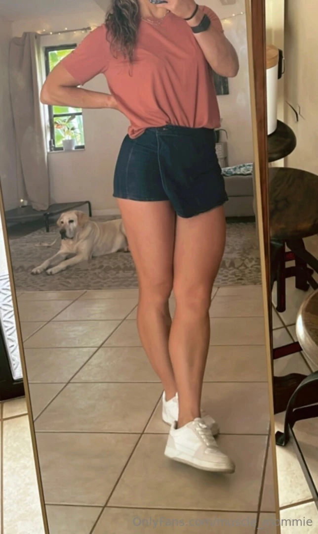Muscle-mommie 