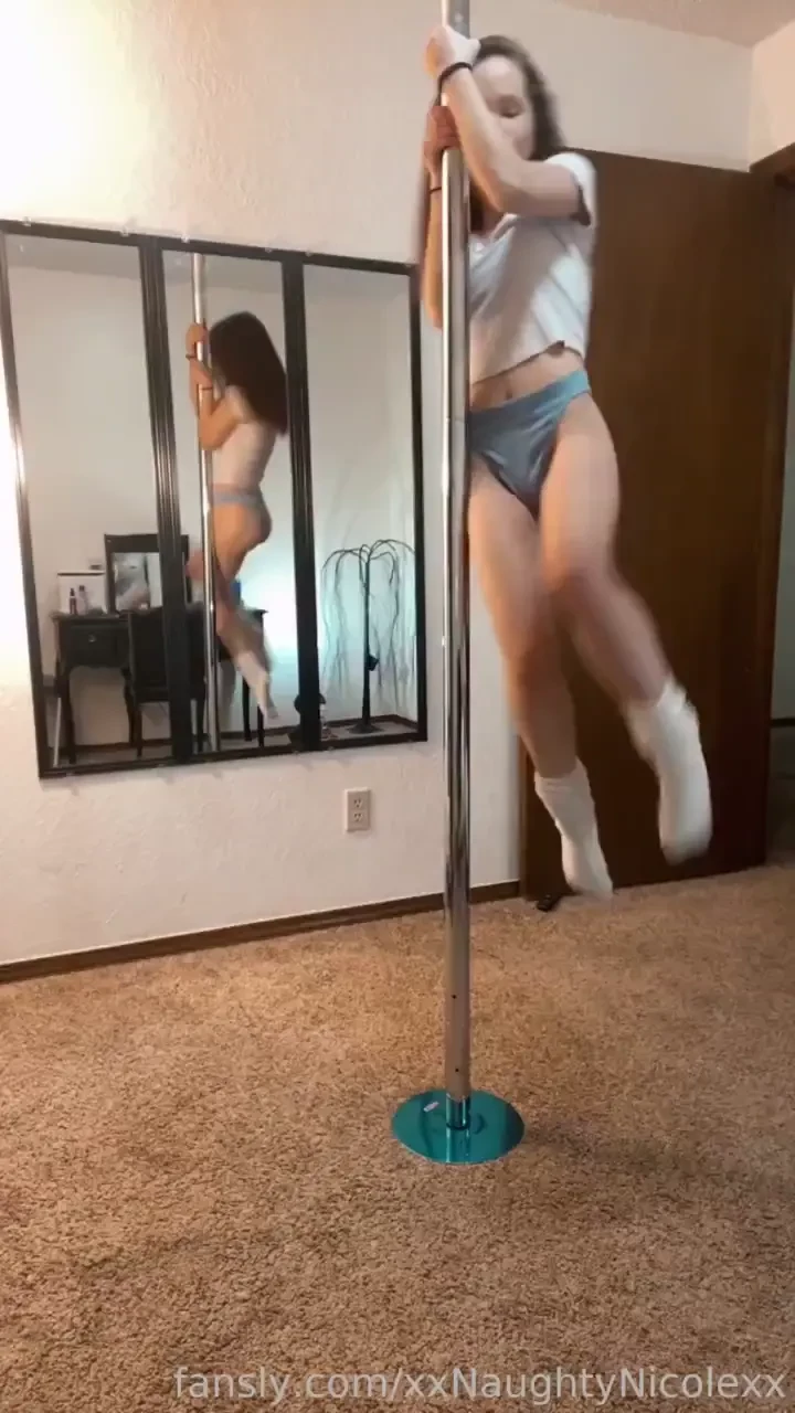 Spinning petite pole dancing booty tummy tiktok panties tease ass 