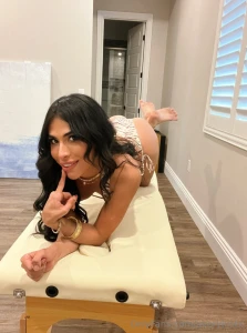 Wanna know whats on my mind right now