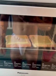 Keep waiting for my toast