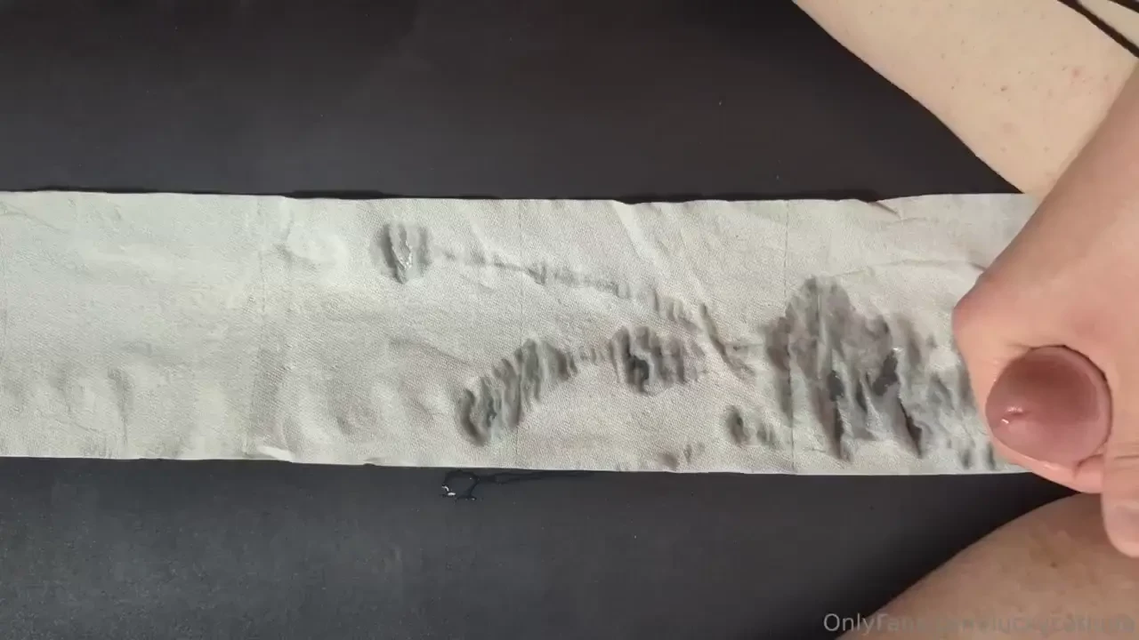 I love the noises i make when i cum 