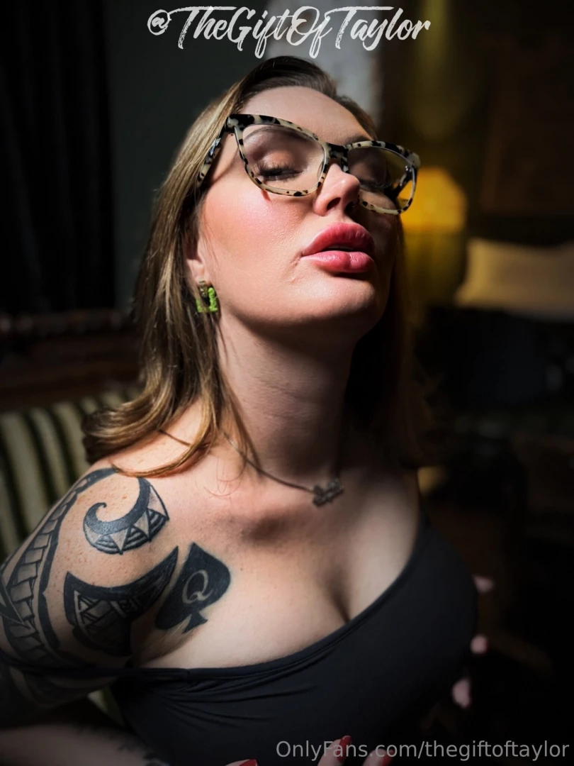 Swipe for a surprise white bois 