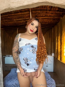 Hello who s saying hello miss_ross