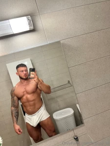 Wanna feel my dick