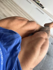 Come on make me hard