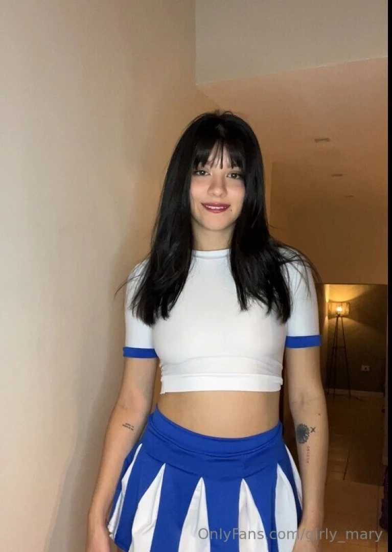 I m all you need come get lost in my world 