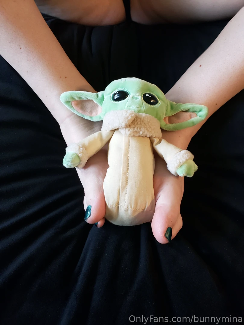 Is there anything cuter than grogu how about grogu my feet you decide 