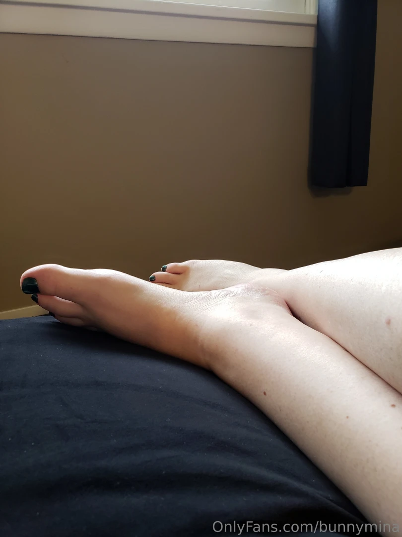 Time for part 2 of my feet pic super post enjoy part 9 