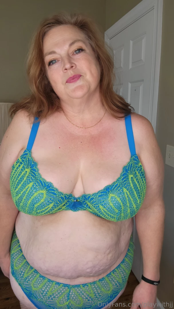 Rub my tits baby makes my pussy so wet part 2 