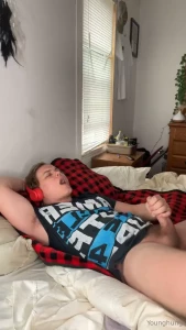 This was such a huge load that it shot right up my nose let me know if