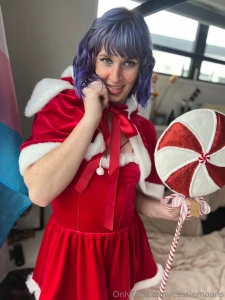 What do i want for christmas bent over someone s lap pretty pls part 7